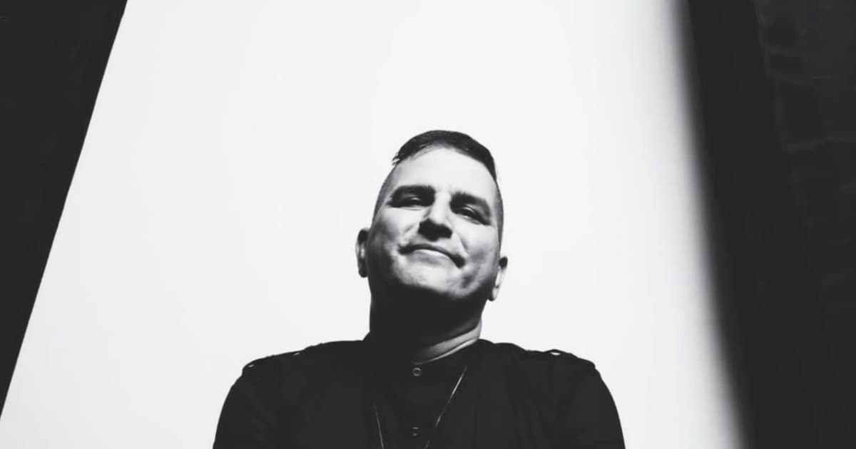 Doc Martin + Brett Johnson