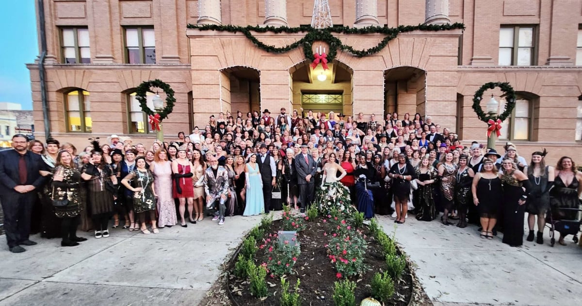 Georgetown’s 10th annual Ballgown Square Crawl
