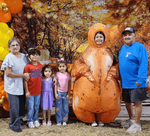 Metzgiving Dinner at Mendez Recreation Center